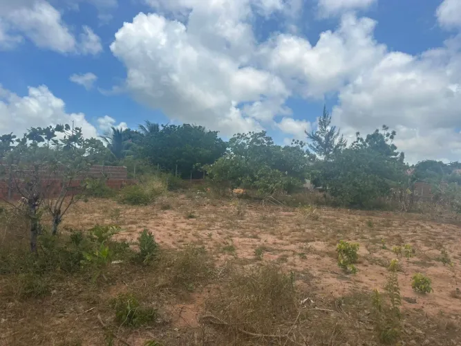 Vende-se terreno em extremoz 