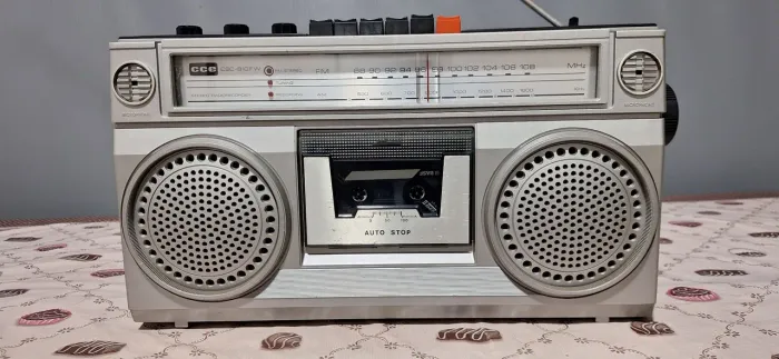 Radio gravador bombox vintage