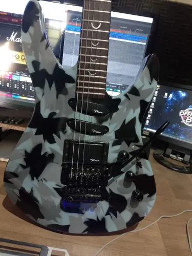 Guitarra Dean Playmate Anos 90 