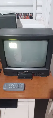 CCE 14 polegadas em perfeito estado