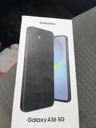 A 36 Samsung 128 GB 6 ram 