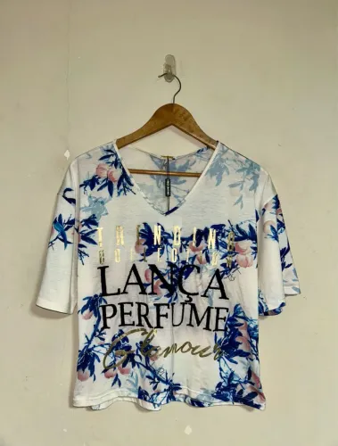 Blusa Lança Perfume