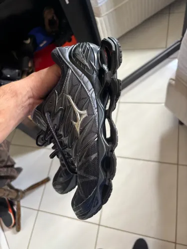 Mizuno Prophecy 7