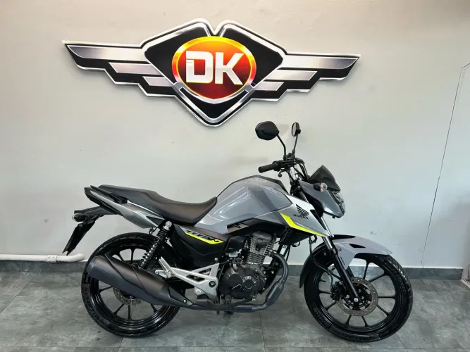HONDA CG TITAN 160 2026 CINZA E VERDE