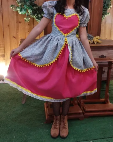 Vestido junino tamanho 10/12
