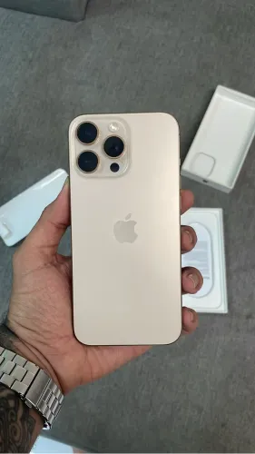 iPhone 16 Pro Max - Desert 94%