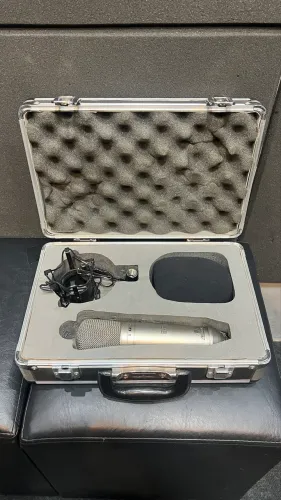 Microfone Condensador Behringer B2 Dual Diafragma