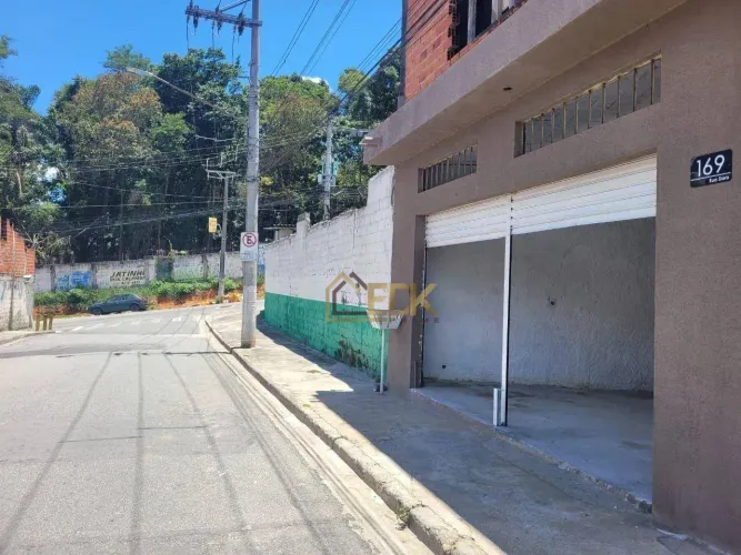 Sobrado com 2 dormitórios à venda, 200 m² por R$ 410.000 - Jardim Anchieta - Ferraz de Vas