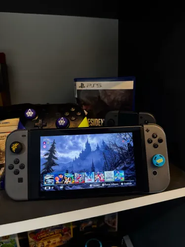 nintendo switch v2 desbloqueado semi-novo