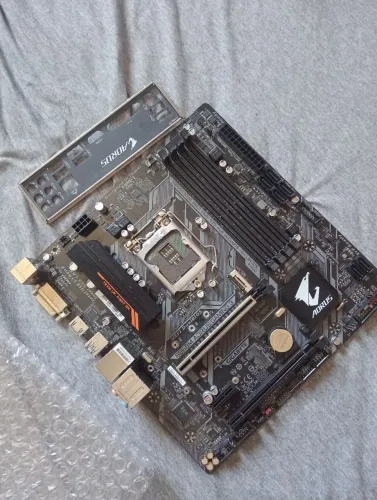 B360M aorus gaming para retirada de peças