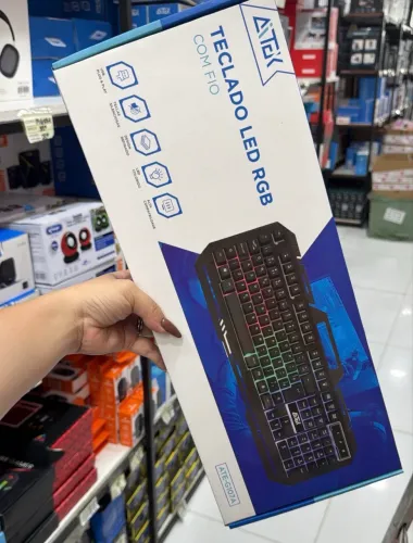 Teclado Gamer RGB com fio - Novo!!!