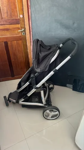 Vendo Carrinho de bebê Infanti - SAIR HOJE