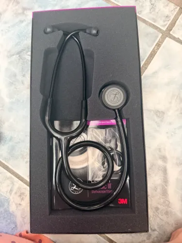 Estetoscópio Littmann Classic lll - Novo