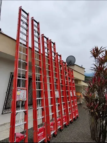 Escada de fibra 7,20m NOVA