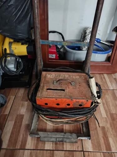 Máquina de solda eletrodo