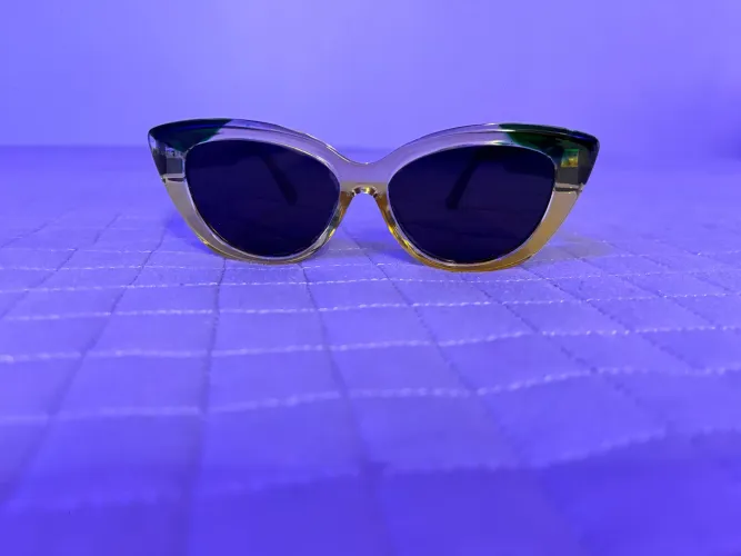 Óculos de sol feminino