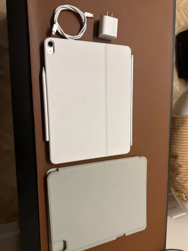 Kit: iPad Air 13 inch M3 , Magic Keyboard e Apple Pencil Pro