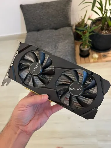 VENDO - PLACA DE VIDEO 1660 SUPER 6 GB (MARCA DA GALAX) PLACA EM PERFEITO ESTADO TESTO NA