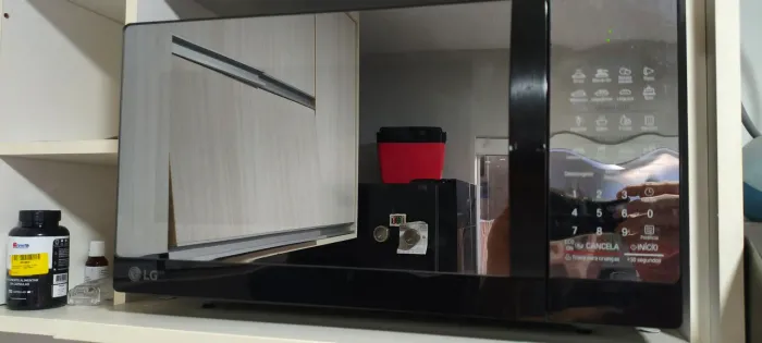 Vendo microondas 30 litros 