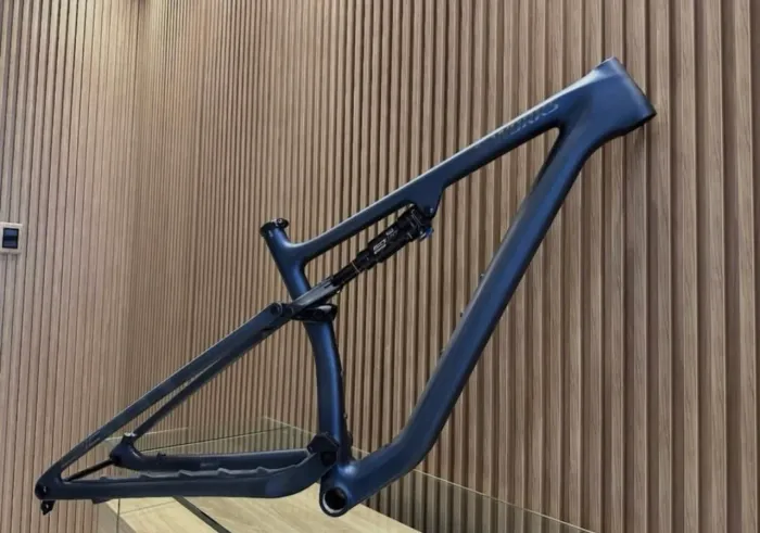 Quadro Sworks Epic Evo Tam M