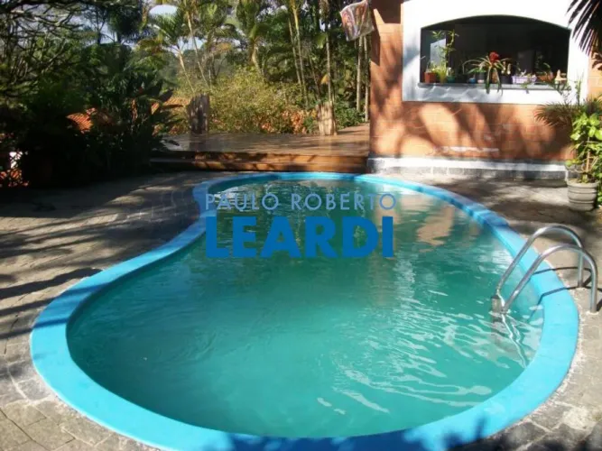 CASA ASSOBRADADA - REAL PARQUE - SP