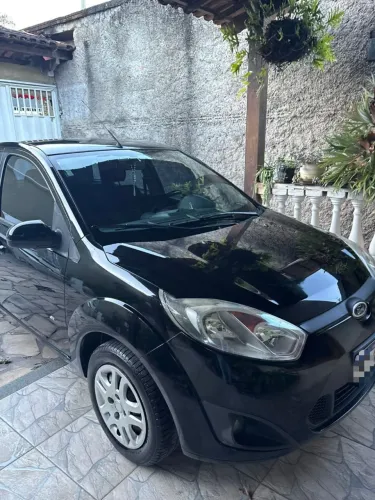 Ford Fiesta SE 1.6 8V Flex 5P 2014