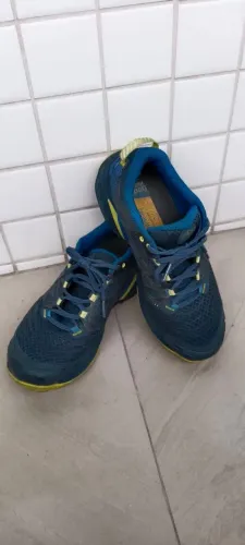 Tênis de Trilha La Esportiva TAM 38/39