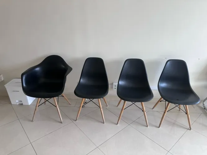 Cadeiras tok Stock
