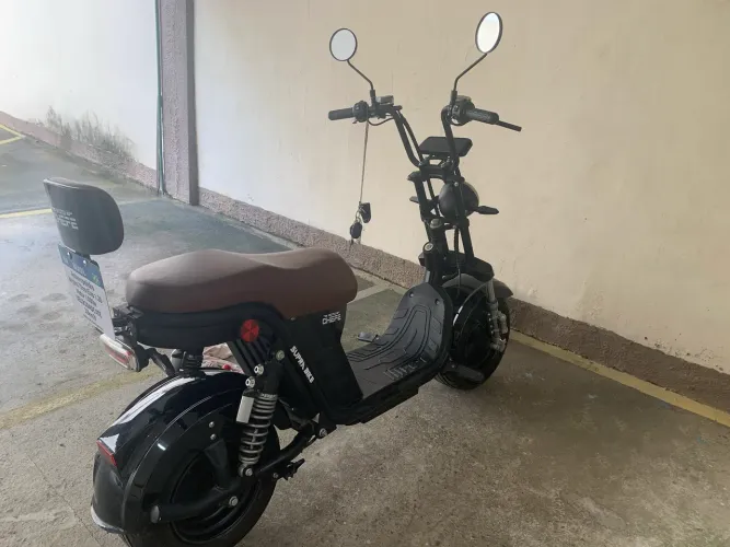 Scooter elétrica x12