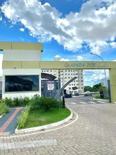 Apartamento a venda com sacada e 2 quartos no bairro Morada do Ouro