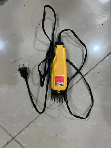 Máquina de Cortar Cabelo Wahl Original - R$ 90