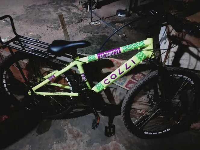 Vende.se uma baik Mônaco cozzi