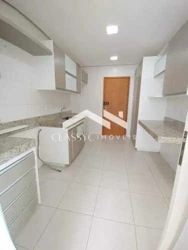 Apartamento 101m² no Martins, Uberlândia 3 quartos (2 suítes), 2 vagas, varanda com vista