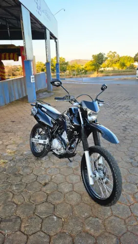 Vende-se lander 250 2011