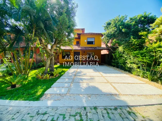 Casa para aluguel TEMPORADA à 60 m da Praia de Manguinhos