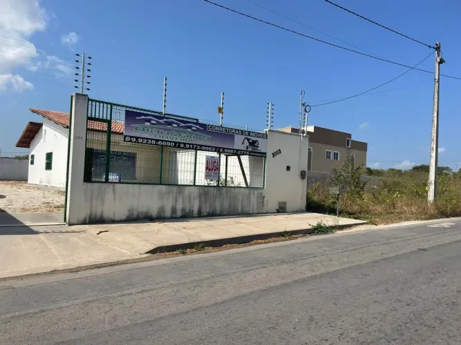 Imóvel para aluguel tem 70 metros de área construida, Gereraú - Itaitinga - CE