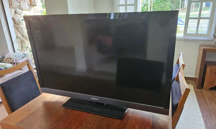 Tv Sony Bravia 40' KDL-40EX605 (P/ REPARO)