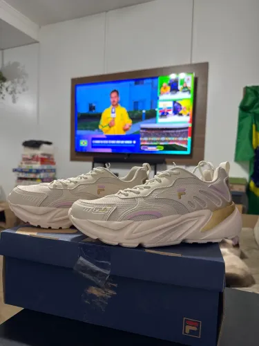Tênis fila street fit 2 bege tamanho 37 novo na caixa