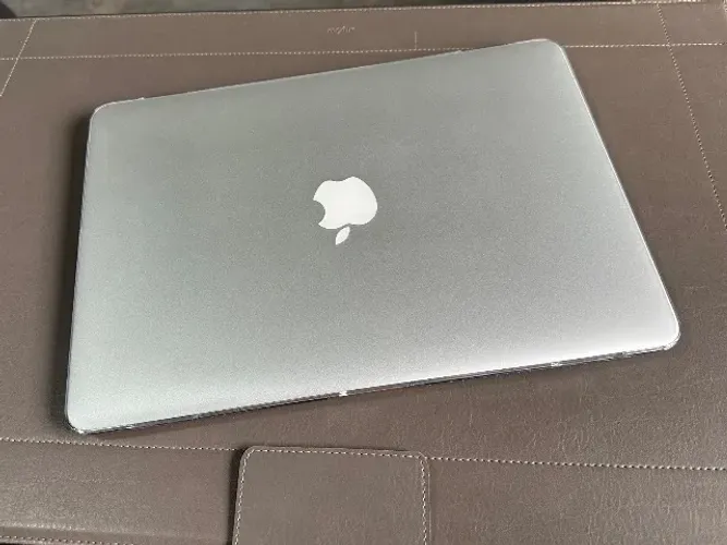 MacBook Air 13" (A1466) - 8 GB RAM | SSD 256 GB