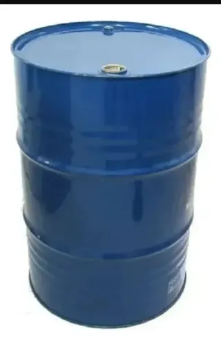 Vendo tambor de óleo vazios com capacidade pra 200 litros. R$ 55,00 cada.