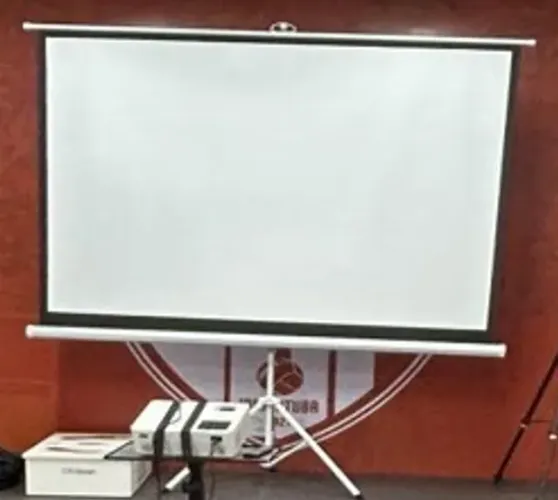 Tela de projeção + Tripe