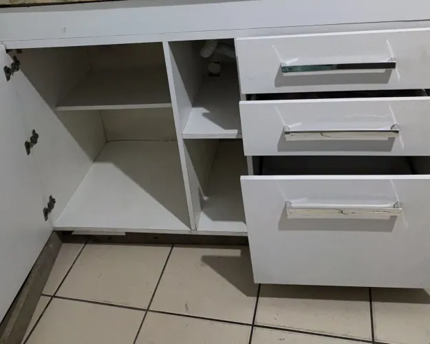 Vende-se Gabimet para Pia de cozinha.