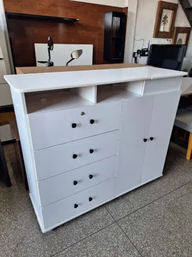 Cômoda