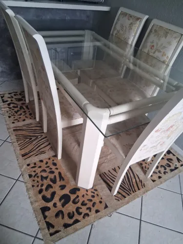 MESA 5 CADEIRAS
