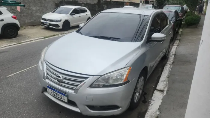 Nissan Sentra SV 2.0 Flexstart 16V Aut. 2015