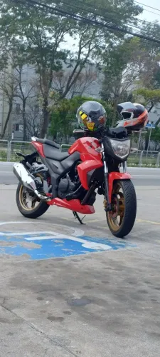 Dafra next 250 baixo km