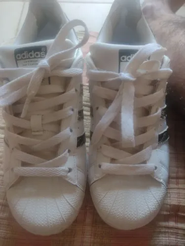 Produto original Adidas seminovo