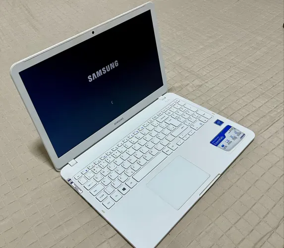 NOTEBOOK SANSUNG EM ESTADO DE NOVO !!!