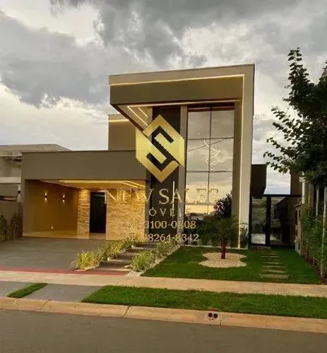 Casa de alto padrão com 312m², 3 suítes, piscina - Parqville Jacarandá