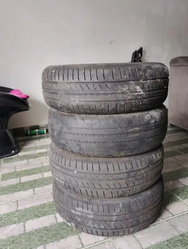 Pneu usado pra vender